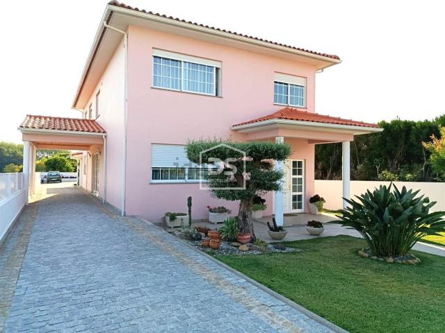 Moradia, Valença Cristelo Covo Arão