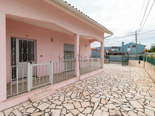 Moradia, Vieira de Leiria