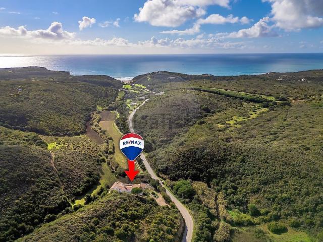 Moradia, Vila do Bispo e Raposeira