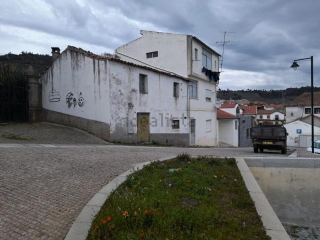 Moradia, Vila Flor