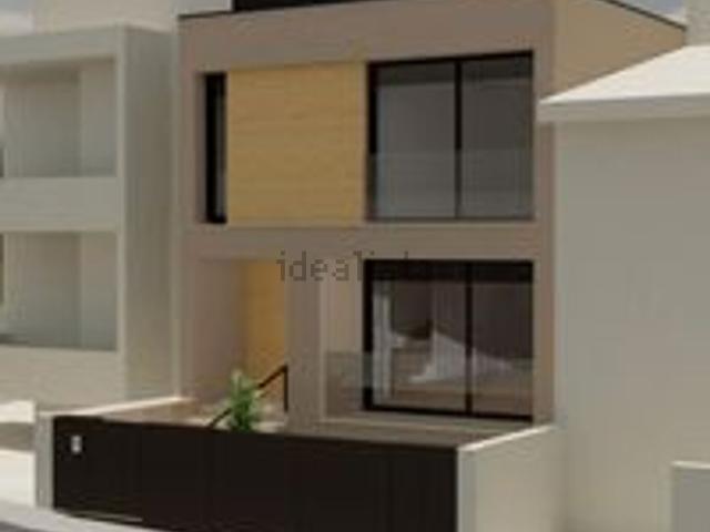 Moradia, Vila Nova da Telha