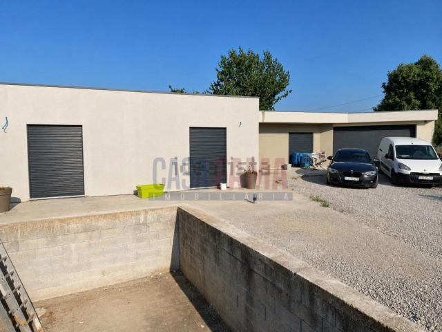 Moradia, Vila Verde e Barbudo