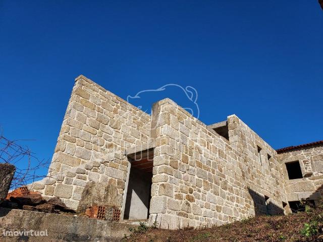 Moradia Vilar de Mouros