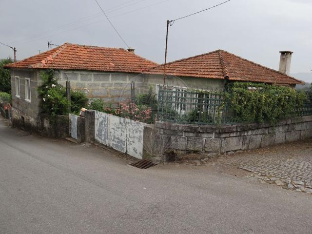 Moradia, Vilarinho das Cambas