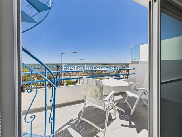 Moradia 1ª linha de Cabanas TaviraNo coração de Cabanas de T. 70m² Tavira Santiago