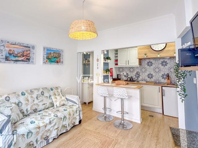 Moradia 1 quarto, renovada, no centro de Lagos, Algarve. 47m² Lagos