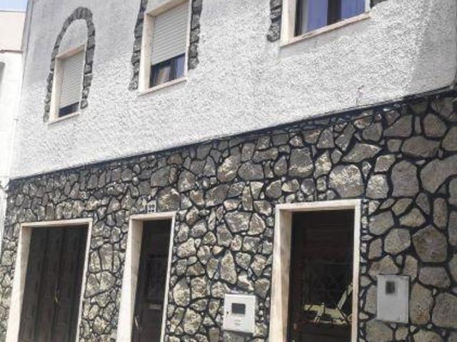 Moradia | 26063801265