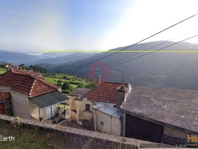 Moradia | 26063917849