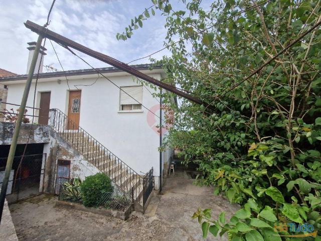 Moradia | 26084017525