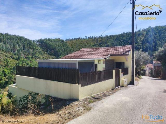 Moradia | 26083895372