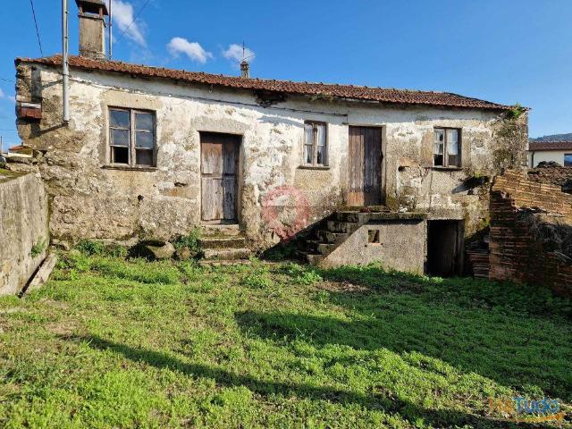 Moradia | 26083917838
