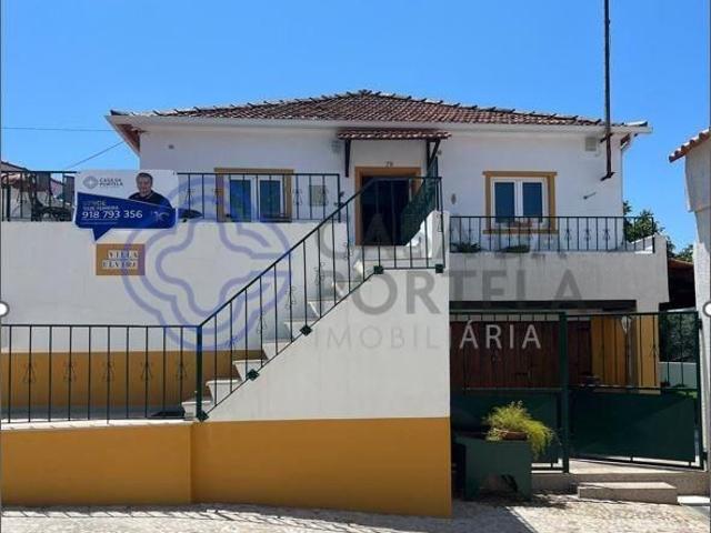 Moradia 3 quartos a 2 minutos da cidade de Tomar no centro de Portugal