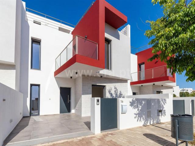 Moradia, 4 quartos, Olhão, Olhão Norte 166m² Quelfes