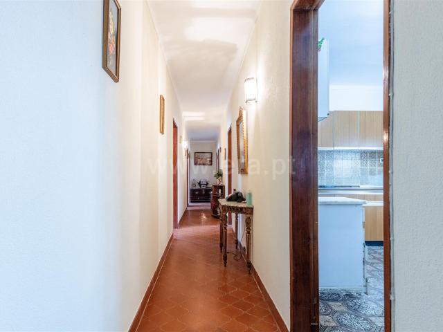 Moradia, 8 quartos, Almada, Quintinhas 260m² Charneca De Caparica