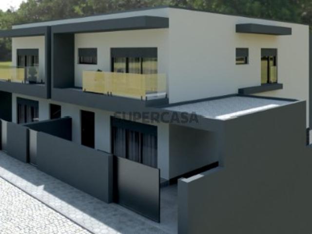 Moradias T3 de 3 Fr | 3 Suites | Piscina | São Cosme