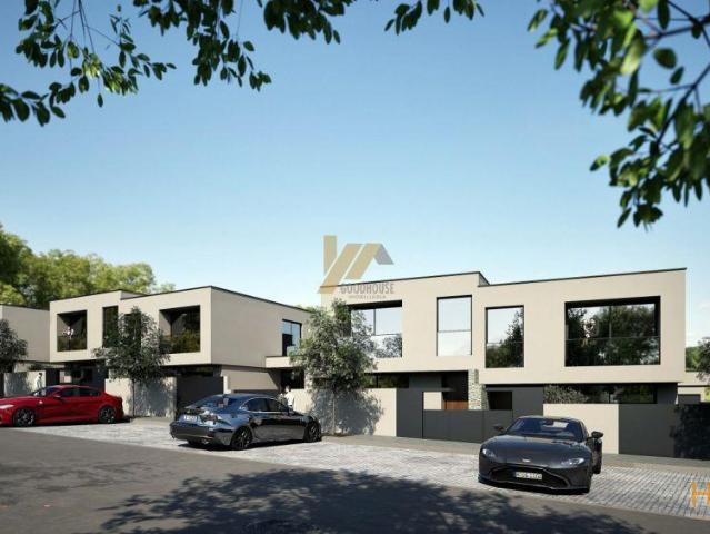 Moradias T3 de 3 frentes | 26084058963