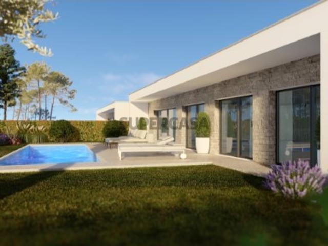 Moradias Térreas de Luxo: Conforto e Modernidade Perto do Mar