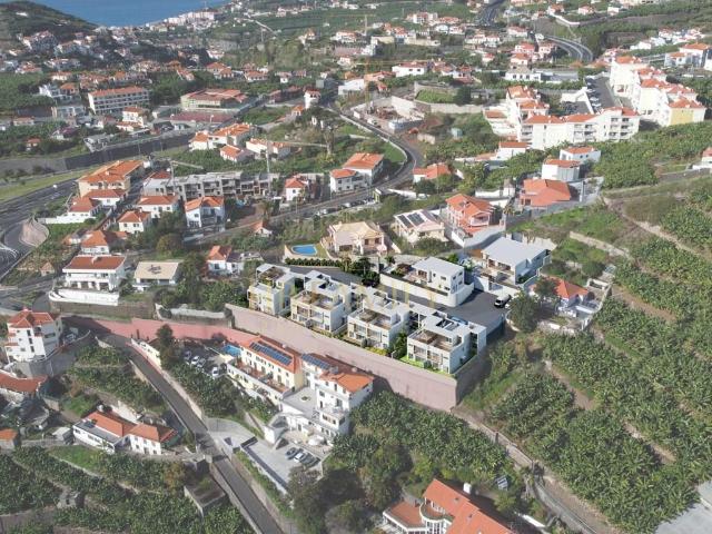 Moradias de tipologia T3 Lourencinha 151m² Câmara De Lobos