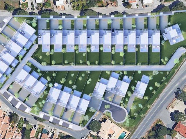 Moradias Novas com Piscina Privativa