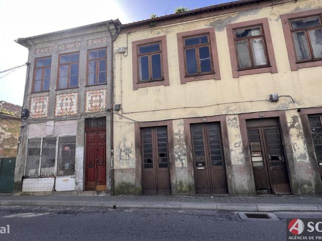 Moradia para reconstruir