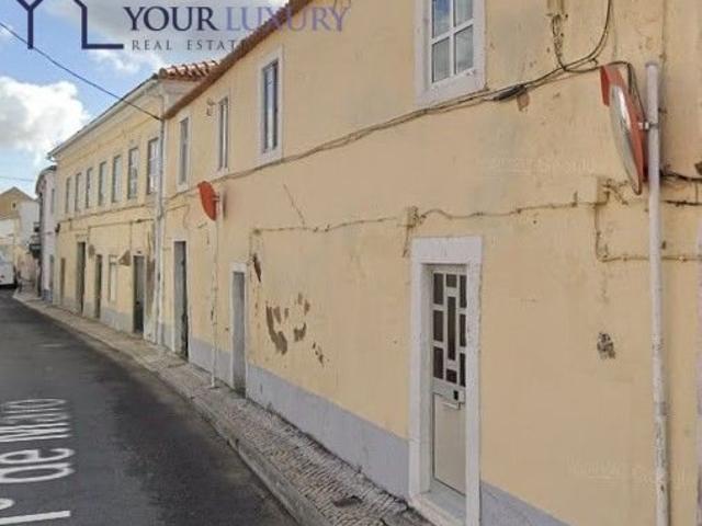 Moradias para Reabilitar, São Julião do Tojal, Loures 745m² Loures