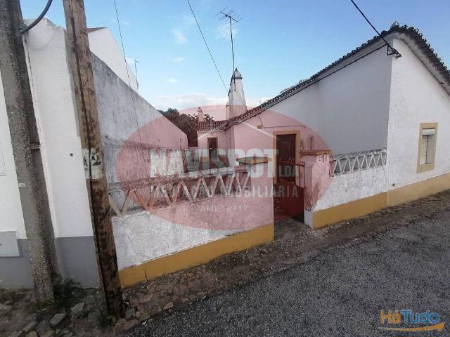 Moradias para Restaurar | 26083203888