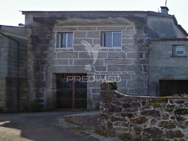 Moradias para restaurar em Guilhofrei, Vieira do Minho