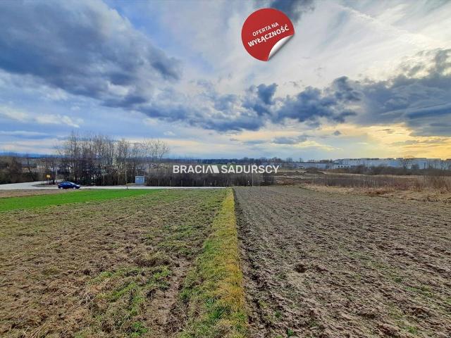 Morawica, 2 500 m2