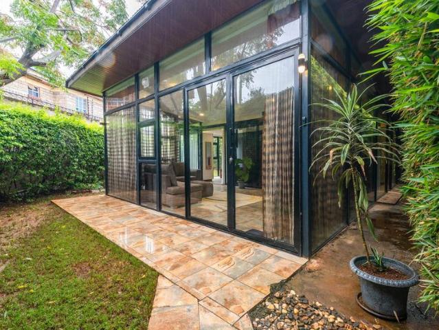 Mordern 1 Bedroom House to Rent at Ridgeways