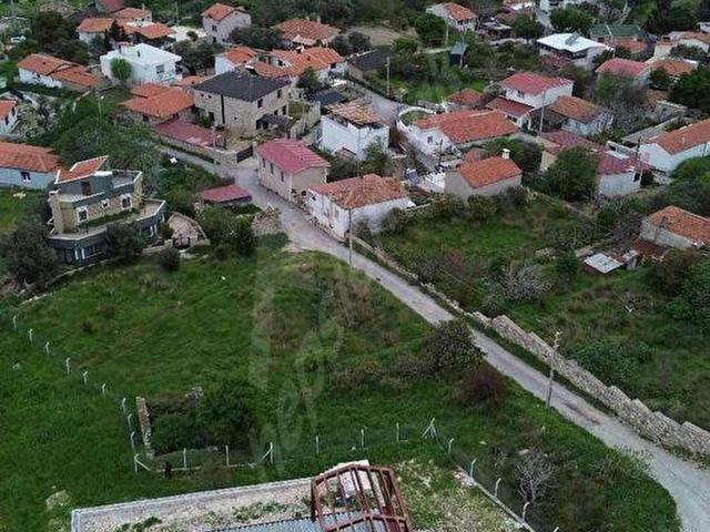 Mordoğan da satılık 500 m2 bahçe