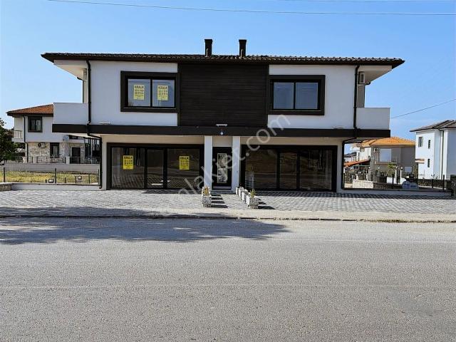 Mordoğan Emlaktan Cadde Üzeri 1+1 Eşyasız Kiralık Sıfır Daireler