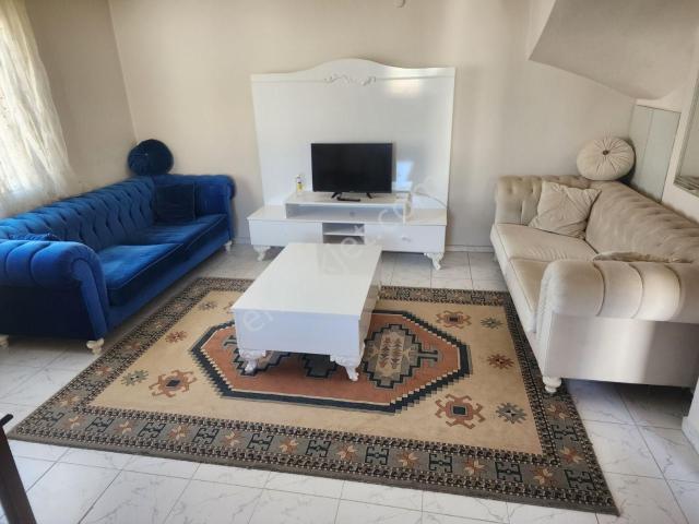 Mordoğan Emlaktan Merkezde Cadde Üzeri 3+1 Eşyalı Kiralıktır