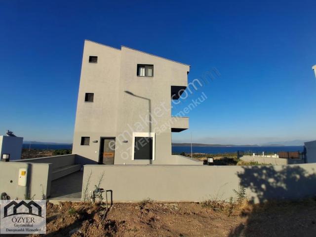Mordogan Kamukentte En Ön Sırada 3.5 Kat 160 M2 Trıplex Vılla