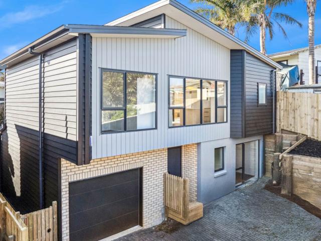 More Space. More Privacy. More to Love. 23D Melton Rd Mount Wellington, Auckland