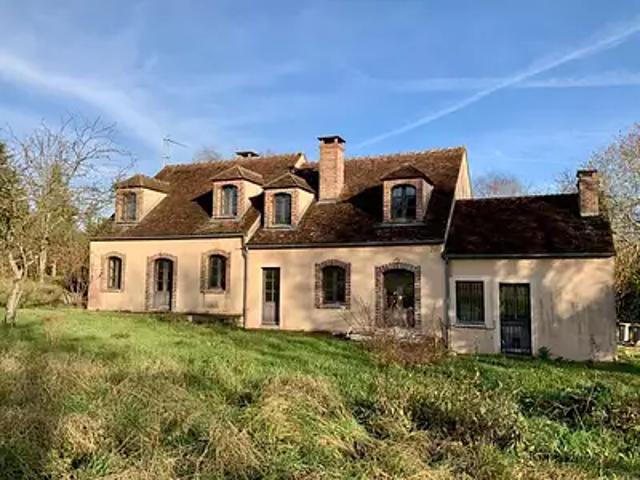 Moret Loing et Orvanne 77250 Achat / Vente maison 6 pièces t6 jardin