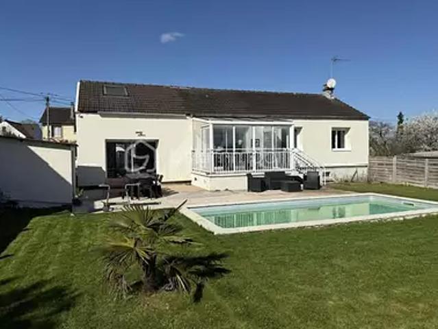 Moret Loing et Orvanne 77250 Achat / Vente maison 6 pièces t6 piscine