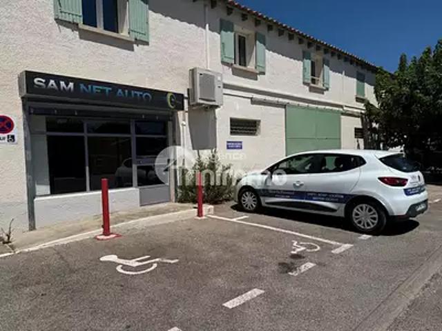 Morières lès Avignon 84310 Location divers
