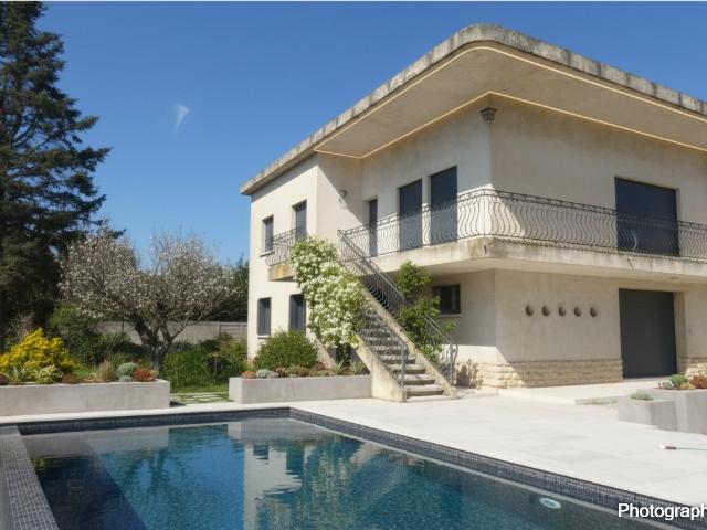 Morieres Les Avignons Villa 185 m² 2 Logements Idéal pour 2. 152m² Avignon