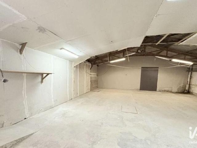 Morisel Location Parking / Garage 80