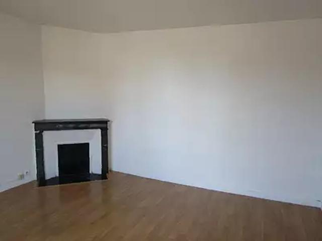 Mormant 77720 Location appartement 1 pièce t1 au dernier étage