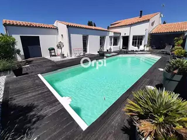 Mornac sur Seudre 17113 Achat / Vente maison 4 pièces t4 piscine jardin