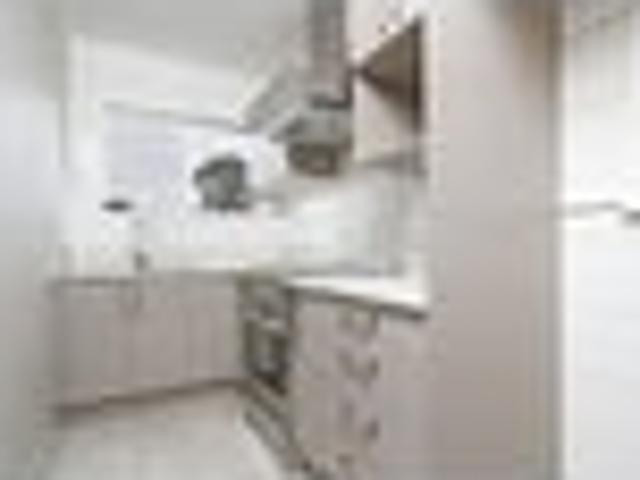 Morningside, 2 bedrooms, $575 pw