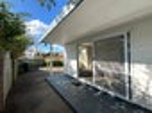Morningside, 3 bedrooms, $620 pw