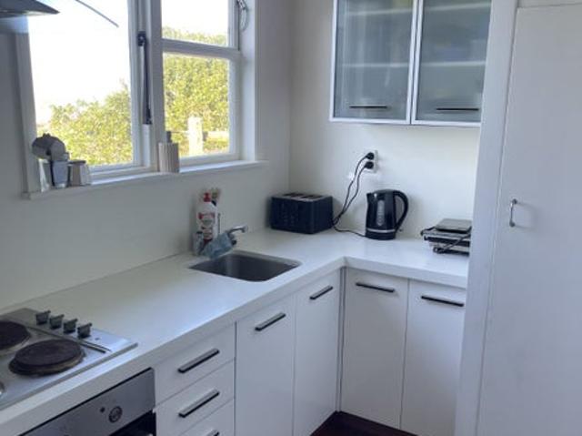 mornington, 1 bedroom