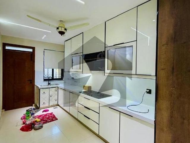 Most Luxurious House In F 6/3