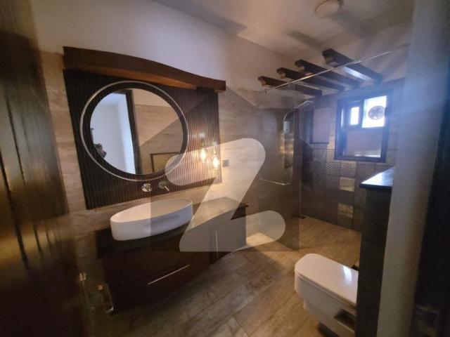 Most Spacious 500 Square Yards House For Rent At Most Prime Location In Reasonable Demand DHA Phase 7