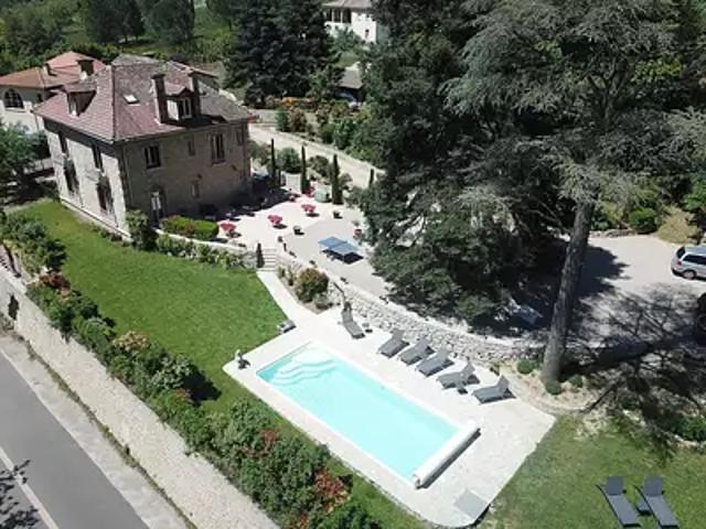 Mostuéjouls 12720 Achat / Vente maison 11 pièces t11 piscine