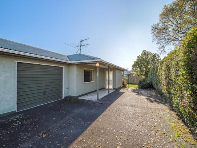 mosgiel, 2 bedrooms