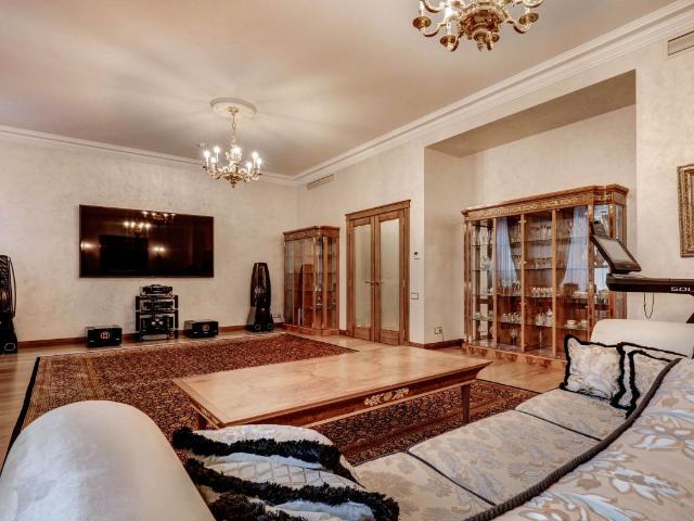 Москва, ЦАО, Арбат, м Смоленская ФЛ, Каковинский Малый пер, 6С1