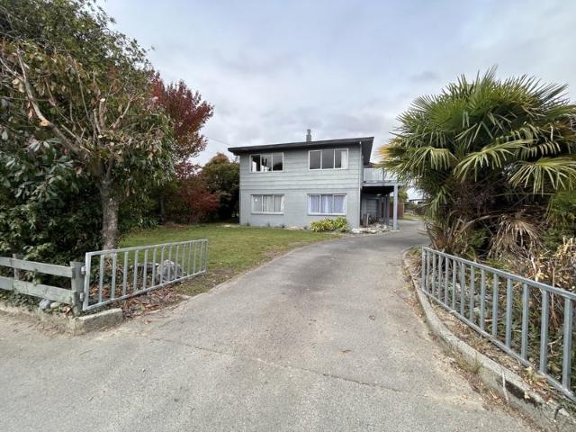 motueka, 5 bedrooms